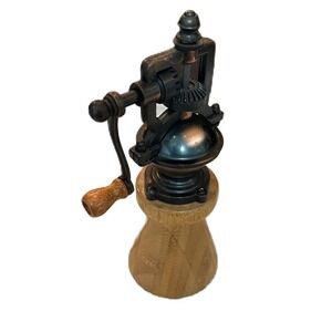 Vintage‎ Style Hand Crank Pepper Grinder